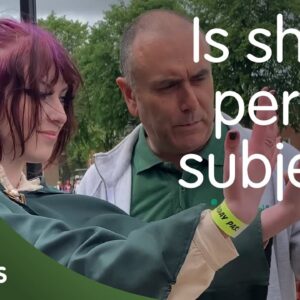Is she the perfect street hypnosis subject? Watch the full hypnosis set & find out in this tutorial