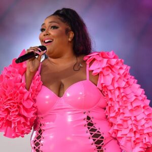 Lizzo Clapped Back After Kanye West Criticized Her Weight | What's Trending Explained | #Shorts