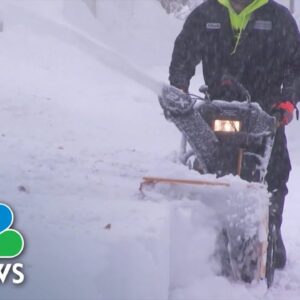 Winter Storm Puts Increased Pressure On Holiday Shoppers