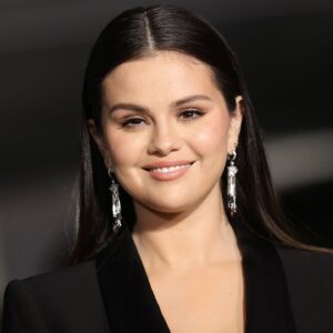 Selena Gomez Confuses Fans As She’s Seen With Drew Taggart | What's Trending Celeb Scoop