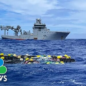 New Zealand police recover 3.2 tons of cocaine floating in the Pacific Ocean