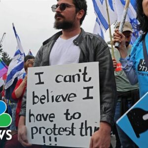 Angry Israelis stage 'Day of Shutdown' over judicial reforms