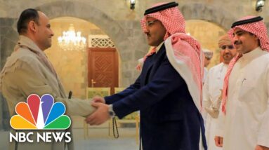 Saudi officials welcomed to Yemen for talks with the Iran-backed Houthi rebels