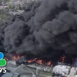 Massive toxic fire triggers evacuation order in Indiana