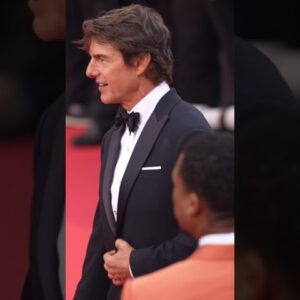 Tom Cruise No Longer Sends Brooke Shields His Coconut Christmas Cake