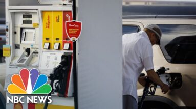 April's inflation report shows annual increase of 4.9%