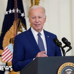 Watch: Biden lays out his economy policy proposal for ‘Bidenomics’ | NBC News