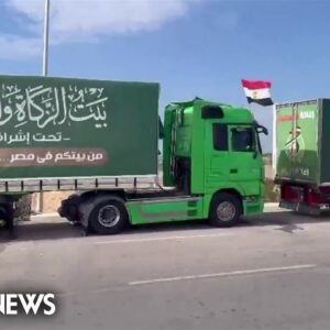 More humanitarian aid sent into Gaza from Egypt as many Americans remain trapped